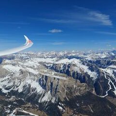 Flugwegposition um 13:18:01: Aufgenommen in der Nähe von St. Christina in Gröden, Autonome Provinz Bozen - Südtirol, Italien in 3306 Meter